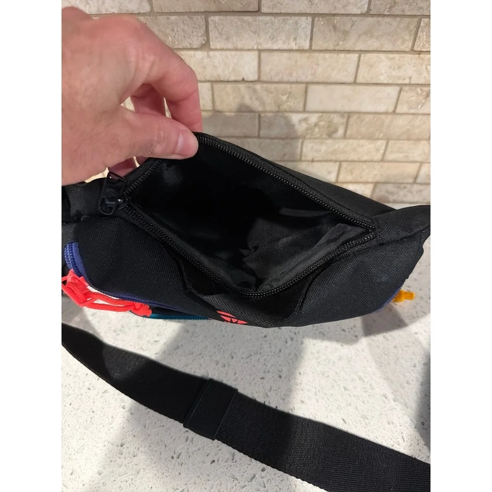Adidas Pride Sport Waist Pack‎ - Picture 3 of 3